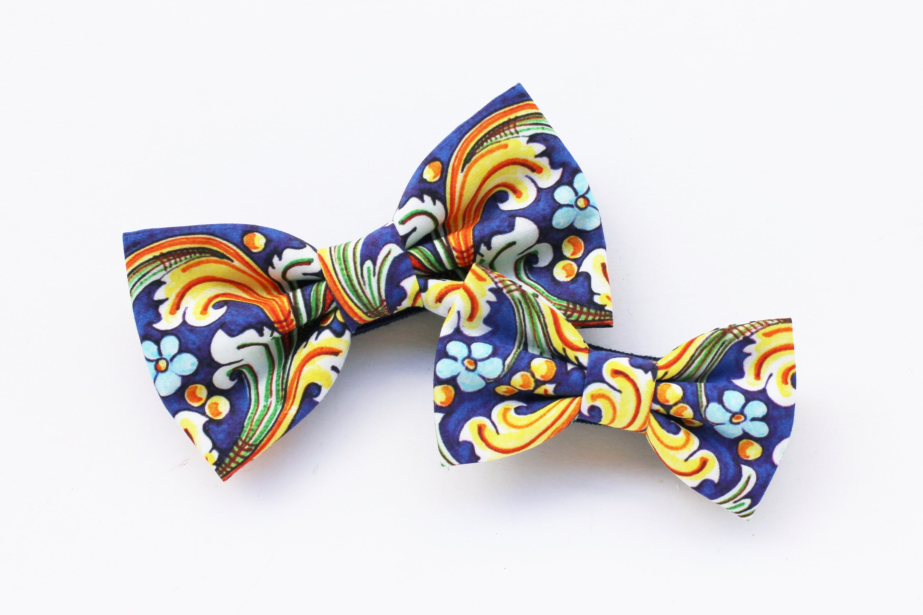 Papillon per papà e figlio in stampa maiolica,idea regalo padre e figlio siciliano,idee per matrimonio 2025 ,tema siciliano,sposo e paggetto