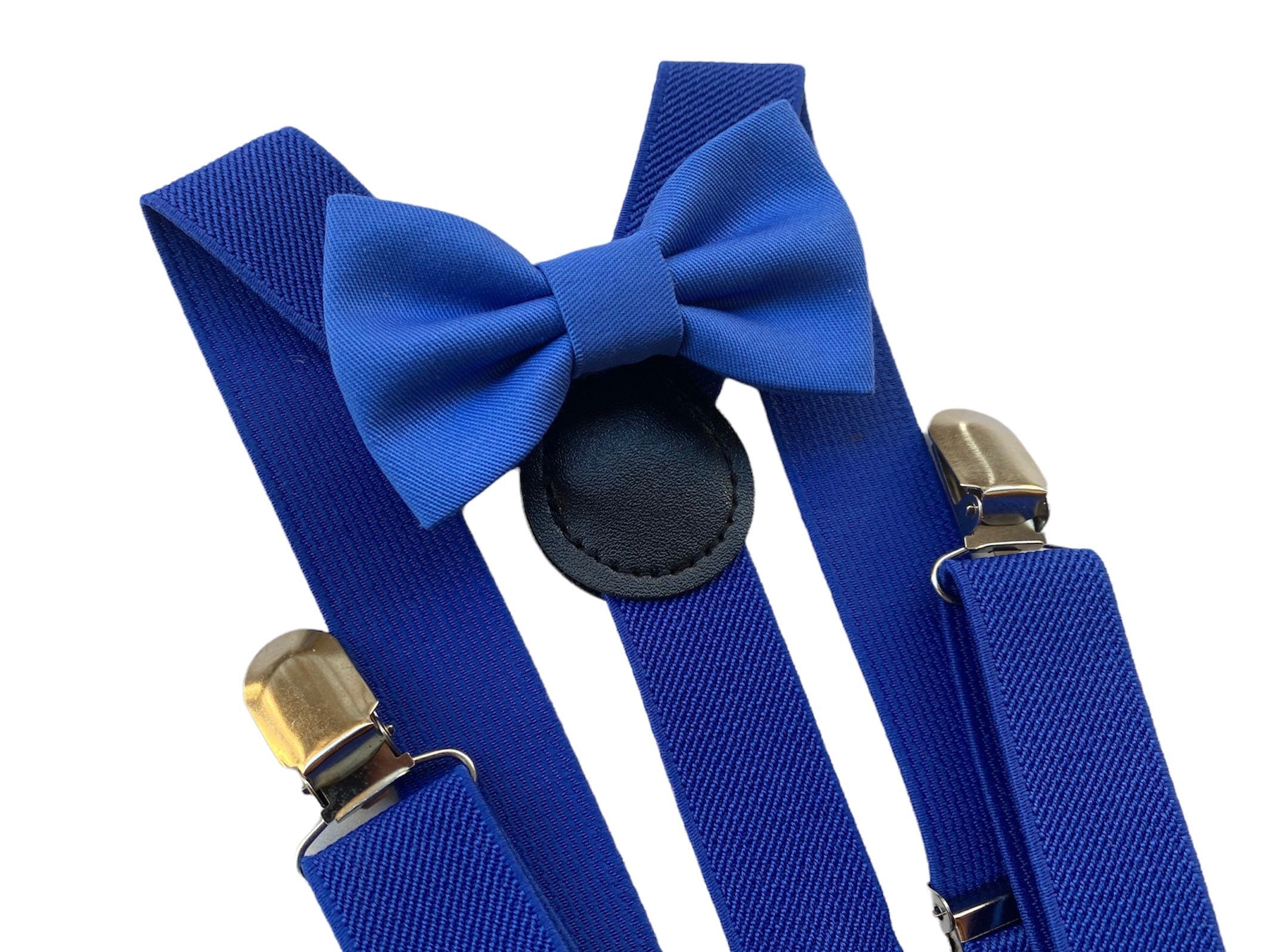 Set Da Uomo: Bretelle Elastiche A X Con 4 Clip In Metallo E Papillon In Raso, Regolabili, Per Matrimoni Ed Eventi Formali