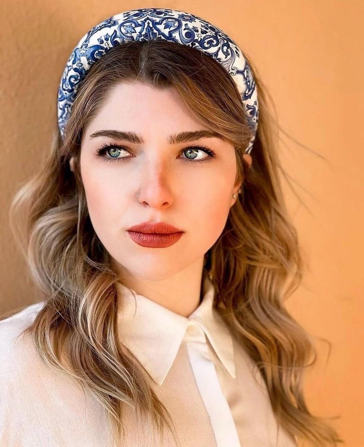 Cerchietto imbottito per donna, tessuto maiolica in stile siciliano. Cerchietto per capelli modello bombato, tessuto personalizzato