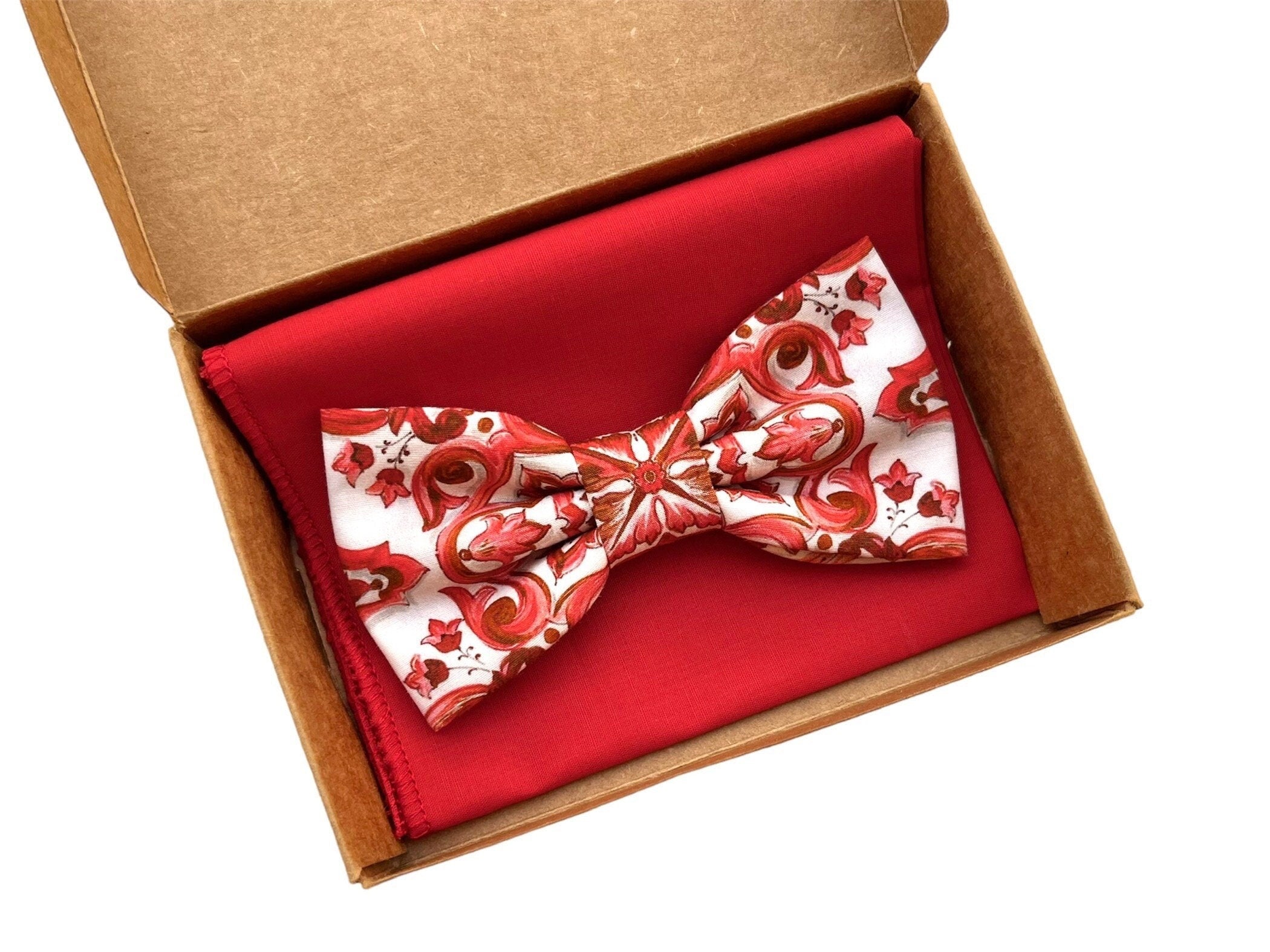 Papillon e pochette maiolica rosso e bianco, papillon sposo,idea regalo da uomo,accessori per lui,cerimonia uomo 2025 matrimonio siciliano
