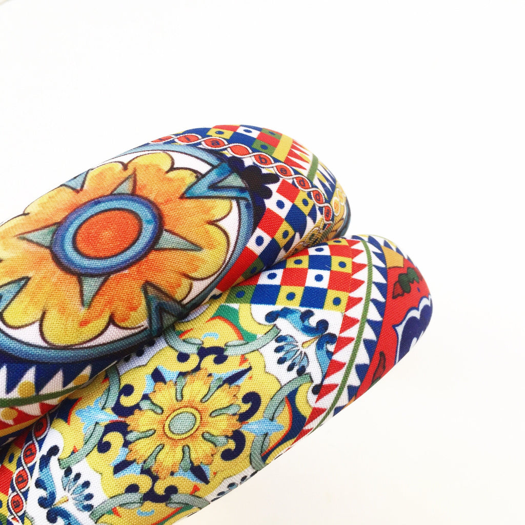 Cerchietto imbottito per donna, tessuto pattern folk in stile siciliano. Cerchietto per capelli modello bombato, tessuto personalizzato