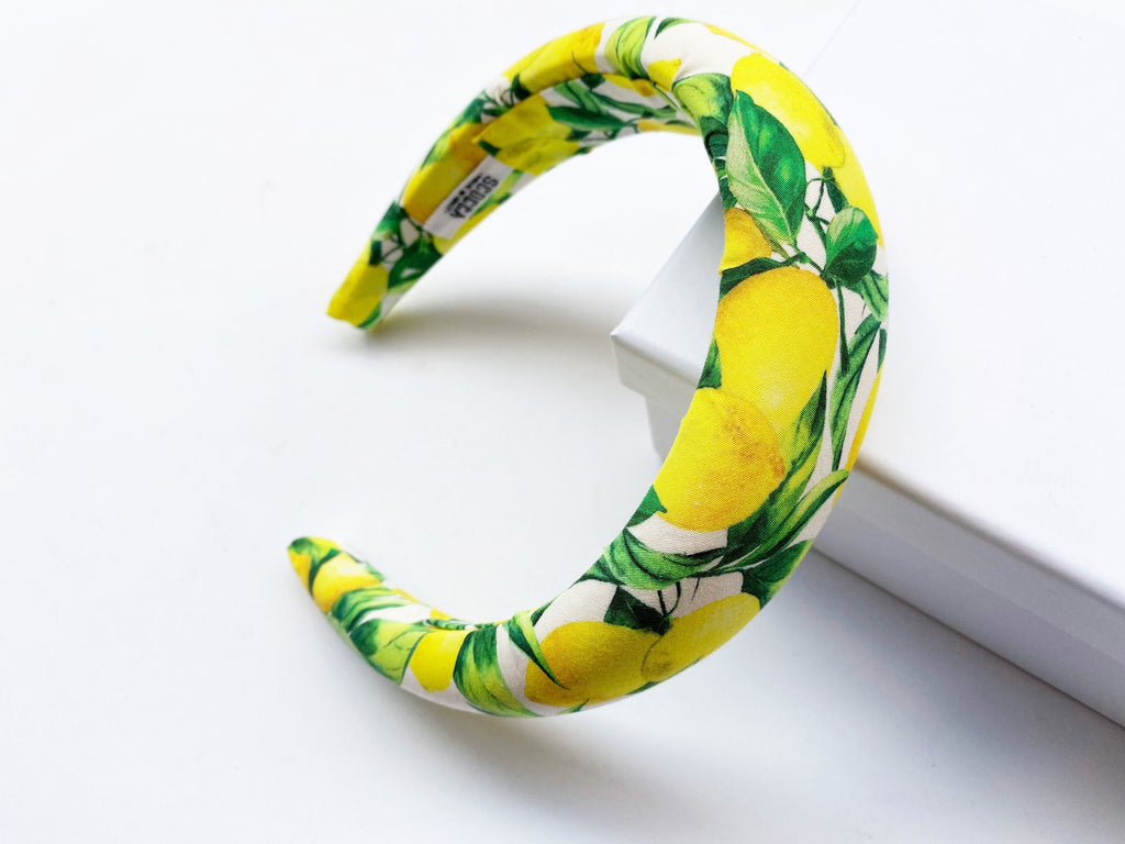 Cerchietto imbottito per donna, tessuto maiolica e limoni in stile siciliano. Cerchietto per capelli modello bombato, tessuto personalizzato