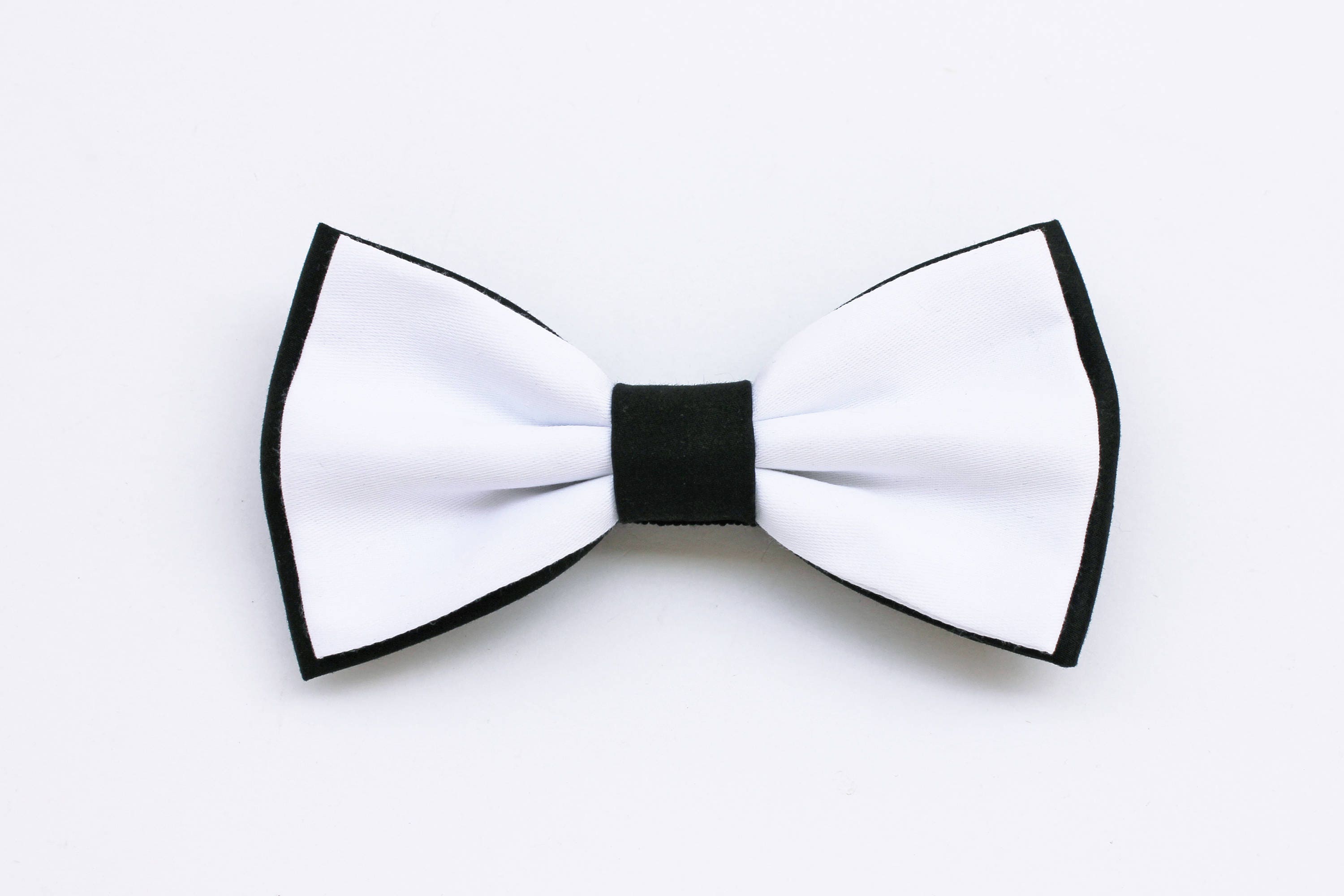 Farfallino per uomo bianco e nero elegante, papillon cerimonia, regalo per uomo, papillon per sposo, cravatta bianco e nero, testimoni sposo